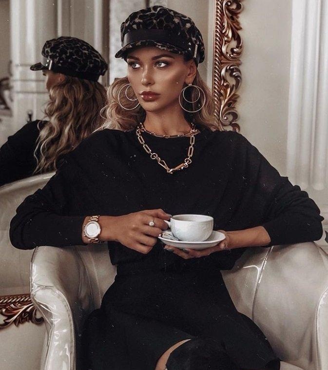 Яна привлекательная девушка из Вязников цена от 3500 руб