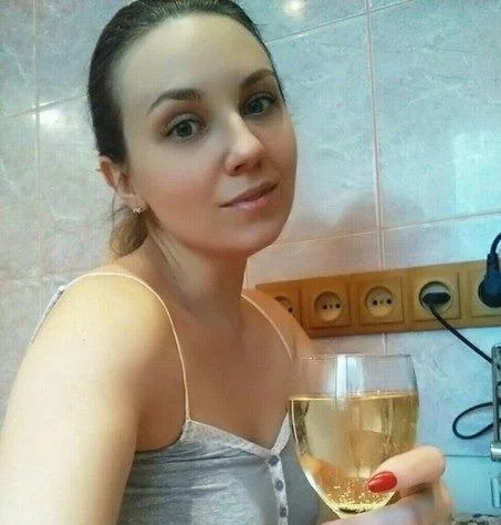 Надя привлекательная девушка из Вязников цена от 3500 руб