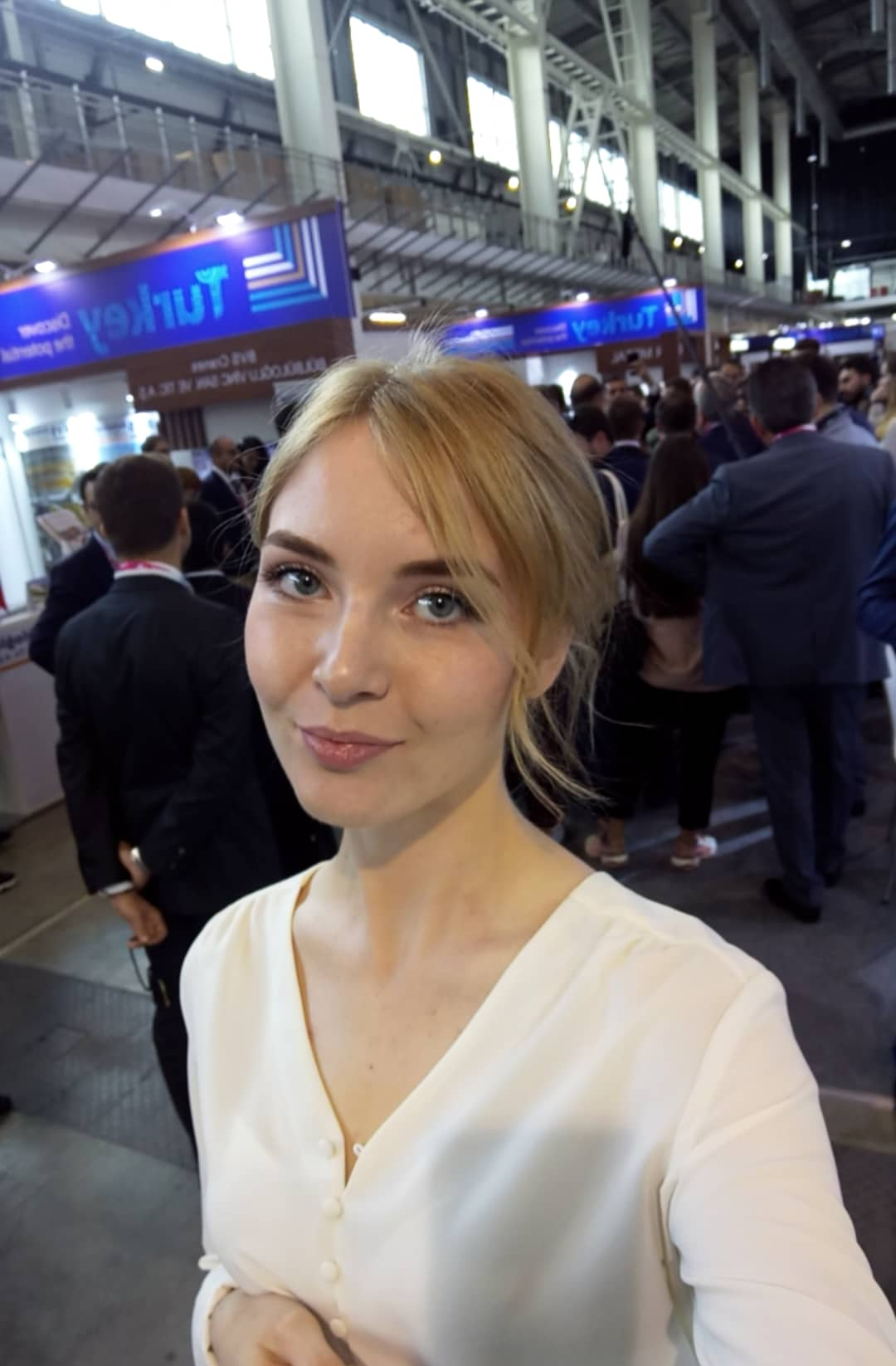 Мира привлекательная девушка из Вязников цена от 3000 руб